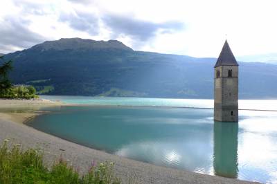 KIRCHTURM VON ALT-GRAUN, RESCHENSEE